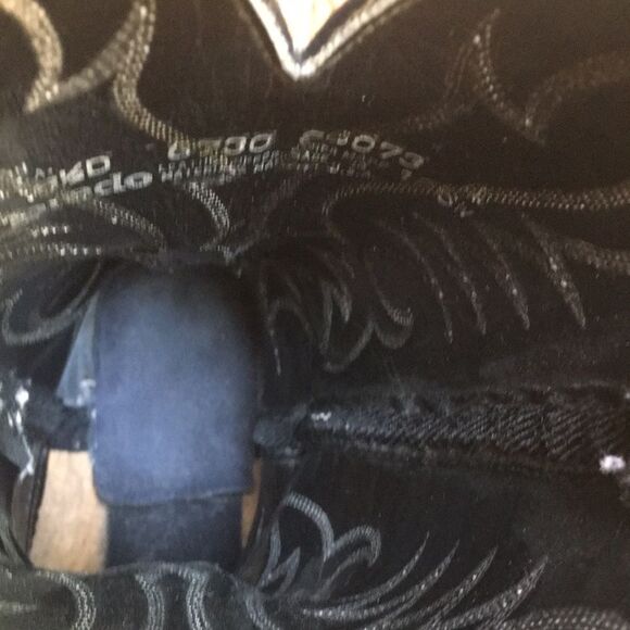 Laredo Snakeskin Boots - Picture 13 of 16